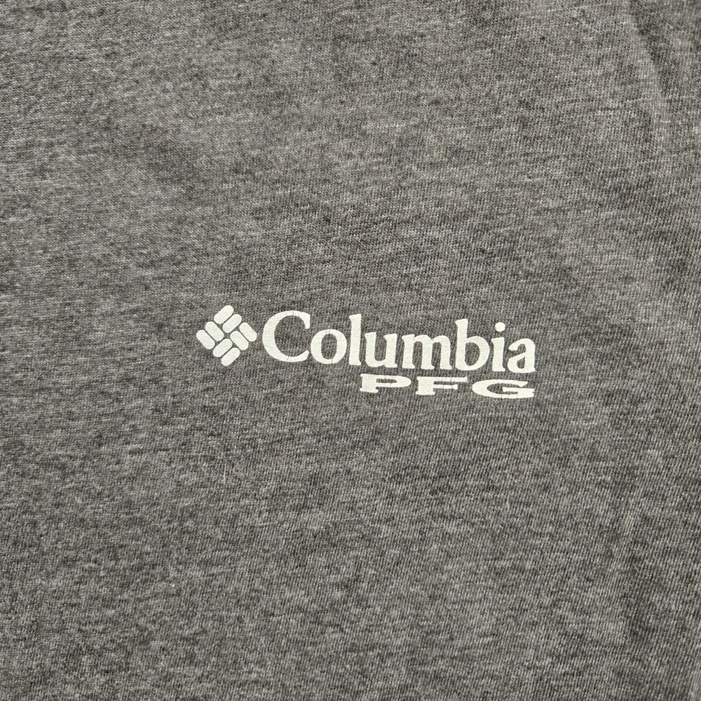 Columbia PFG T‎ Shirt Mens Size Medium Gray Short Sleeve Outdoor Fishing Gear